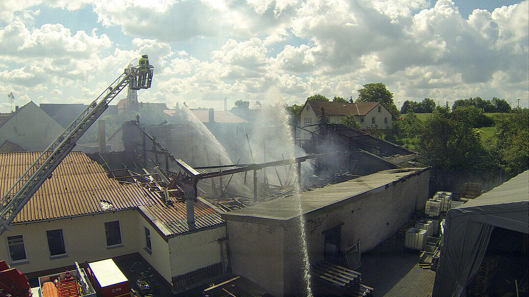 Gro&szlig;brand in Schreinerei