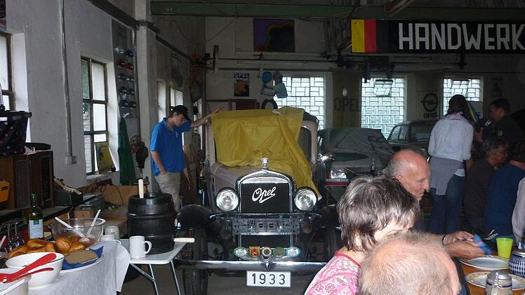 Die historischen Fahrzeuge schmücken die Treffen der Vereinsmitglieder. Foto: privat