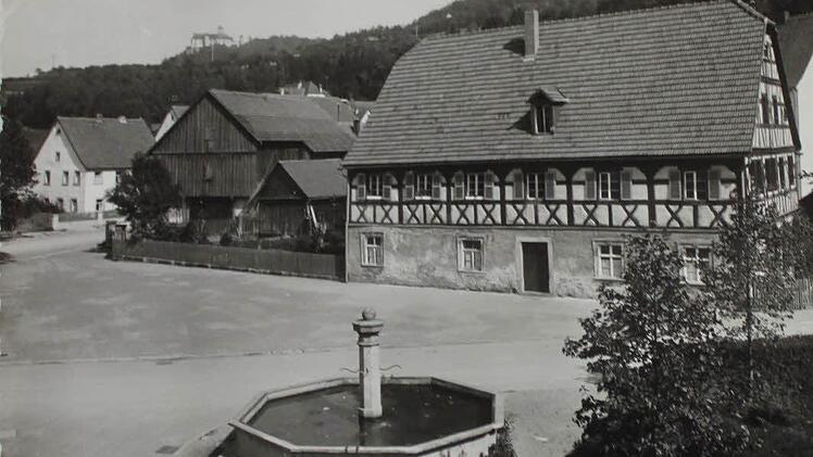 Ehemaliges Schulhaus am Markt 1955. Repro: Carmen Schwind