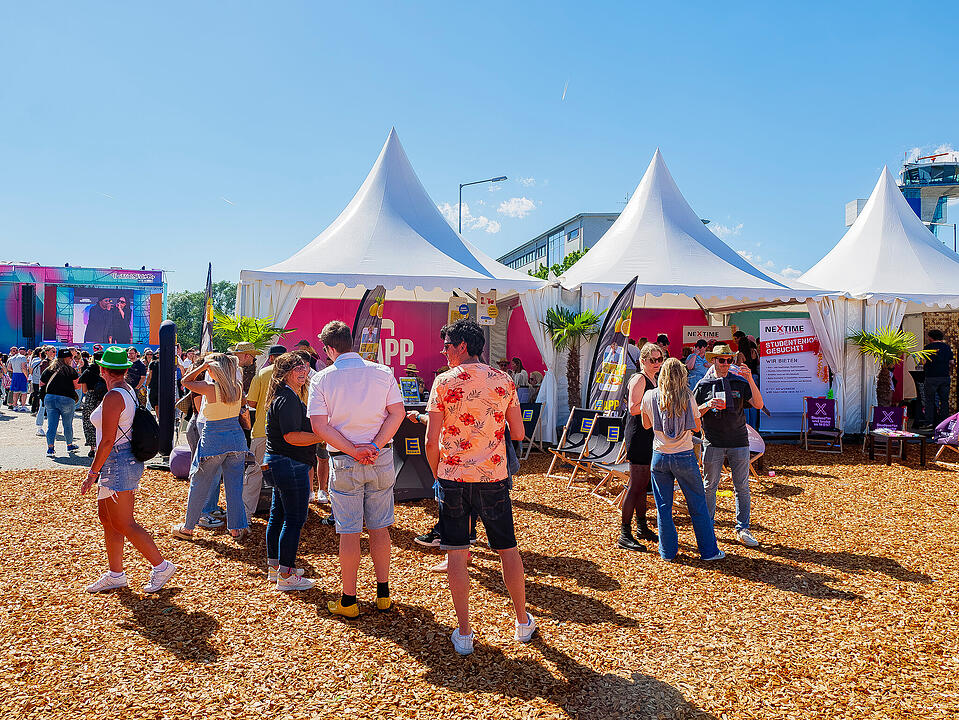 Das Sommerfestival f&uuml;r alle, die feiern, tanzen und einfach gl&uuml;cklich sein wollen!