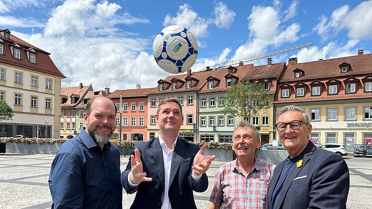 Bamberg feiert: Fairtrade-Fußbälle zum 10-jährigen Jubiläum