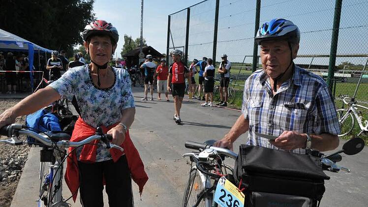Elfriede und Arno Ullmann aus Buch bei Weisendorf nehmen regelmäßig am Radsportfest teil.
