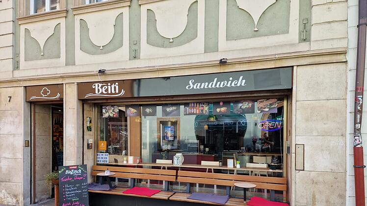 Bamberg: Sandwich-Restaurant "Beiti's" hat geöffnet - mit 36 Zentimeter lange Broten