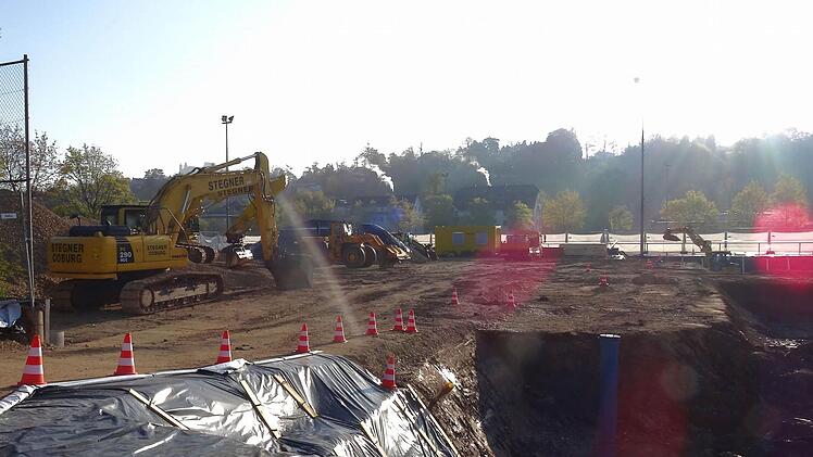 So präsentierte sich die Baustelle der neuen Angersporthalle in Coburg im April 2016.Foto: Jochen Berger