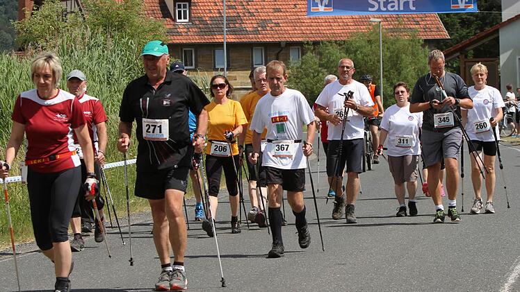 Auch die Nordic-Walker gingen auf ihre Strecken.