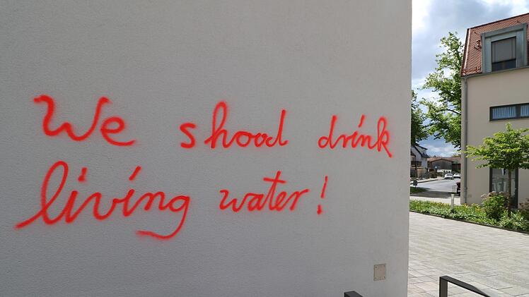 Beschmierte Wand in der Sattlertorstra&szlig;e Foto: Ekkehard Roepert