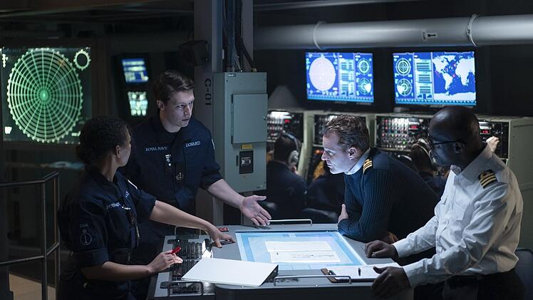 Die Miniserie "Vigil" ist gleichzeitig Krimi und ein spannendes U-Boot-Drama. Die Crew, unter anderem Matthew Doward (Lorne MacFadyen, zweiter von links), muss aushalten, dass auf dem beengten Raum unter Wasser auch noch Mordermittlungen stattfinden.
