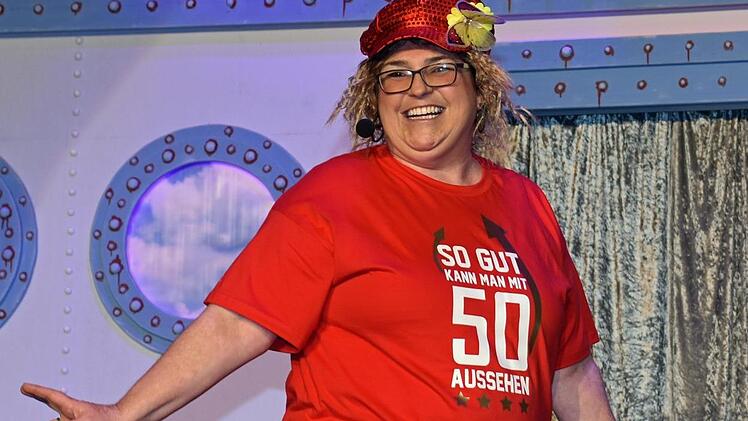 Sie macht in allen Rollen eine gute Figur: Simone Wagenhäuser, hier als "Simmi ausm Unterdorf". Foto:  Ulrike Langer