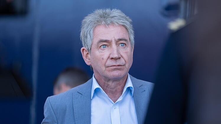 Zum dritten Mal spielt Thorsten Merten Angela Merkels Ehemann Achim Sauer.