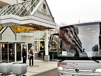 Viele Hotels sind auf Busreisen angewiesen. Durch die Corona-Hygiene-Auflagen können Busunternehmen praktisch keine Reisen anbieten.  Foto: Archiv Sigismund von Dobschütz