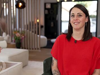 Perfektes &Auml;u&szlig;eres, um es mit anderen zu teilen: Lifestyle-Influencerin Anna (42) ist die Gastgeberin von Tag 2 in Karlsruhe.