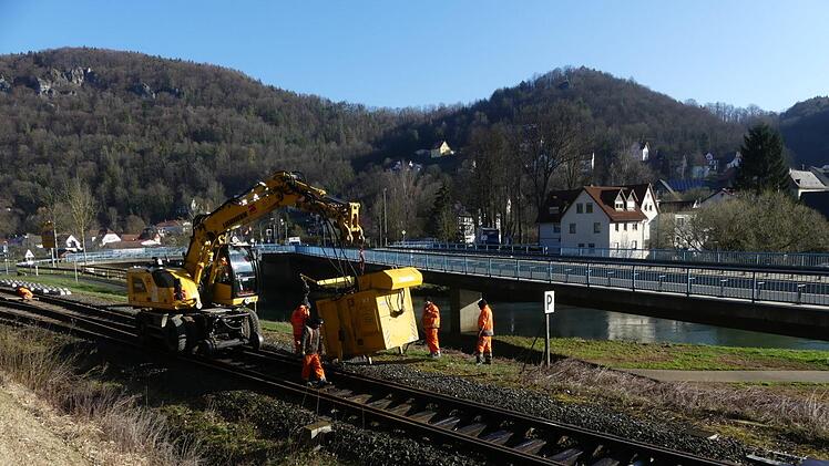 Die Arbeiten an der Strecke der Museumsbahn Fränkische Schweiz laufen. Foto: Paul Pöhlmann