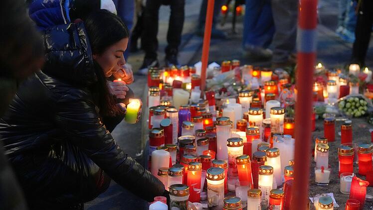 Opfer von t&ouml;dlicher Silvesterparty wird in Berlin behandelt