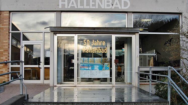 Das Bad Kissinger Hallenbad feierte am Sonntag, 21. Dezember, seinen 50. Geburtstag Foto: Sigismund von Dobschütz