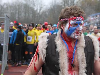 Beim Braveheart-Battle helfen sich die Teilnehmer gegenseitig, heuer dürfte er zum letzten Mal in Münnerstadt stattfinden. Foto: Archiv