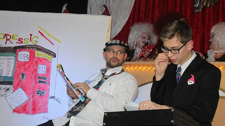 Die "Kelbicher Buam" Josua und Matthias Völk wussten mit einem Sketch zu gefallen.