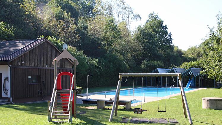 Das Freibad in Autenhausen wird in ein Naturbad umgebaut. Ein Eler-Zuschuss gibt diesem Vorhaben finanziellen Antrieb. Foto: Simone Bastian/CT-Archiv