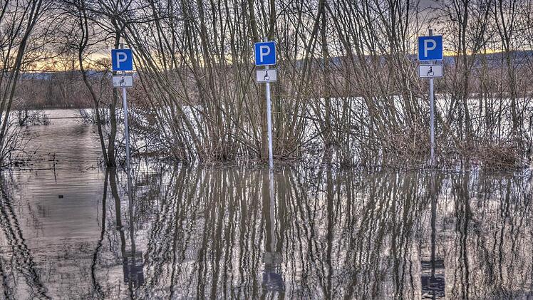 Die Parksituation am Rudufersee bei Michelau.