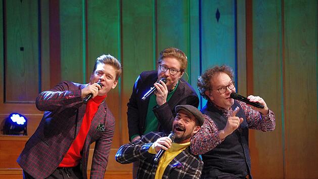 Viva Voce trat beim Kissingen Winterzauber auf   (von links) David Lugert Andreas Kuch, Heiko Benjes und vorne Bastian Hupfer.