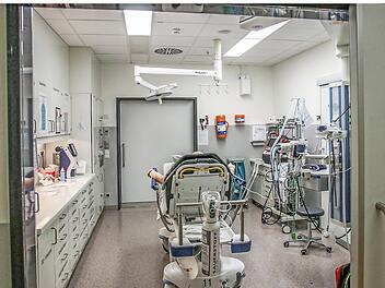 Blick in die Notaufnahme: Trotz Corona ist die ärztliche Versorgung am Klinikum nicht gefährdet. Foto: Archiv/Sebastian Schanz