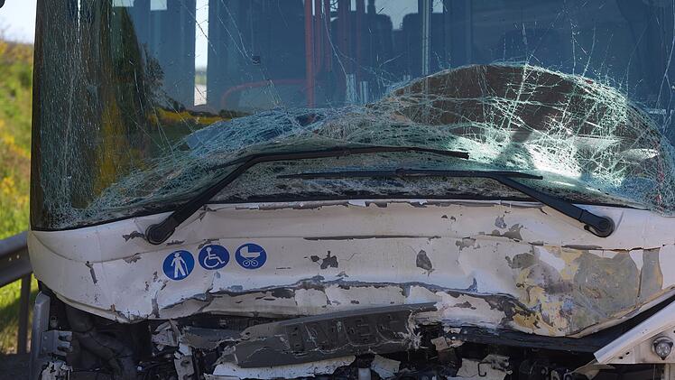 T&ouml;dlicher Unfall mit Linienbus