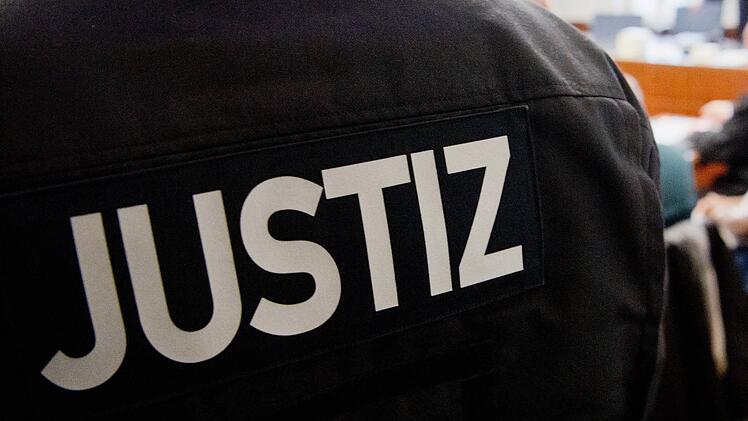 Eine hohe Geldstrafe kassierte ein vielfach Vorbestrafter vor dem Haßfurter Antsgericht.