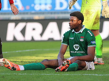 Schock in Wiesbaden: Sp&auml;te Gegentore f&uuml;r FC 05 Schweinfurt