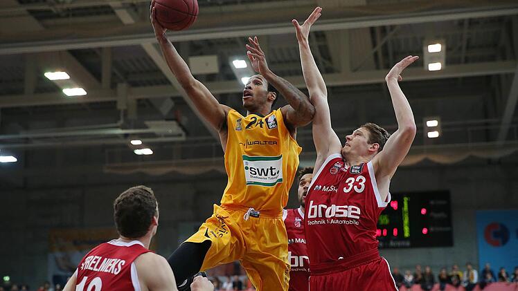 Garlon Green (l.) gegen Patrick Heckmann