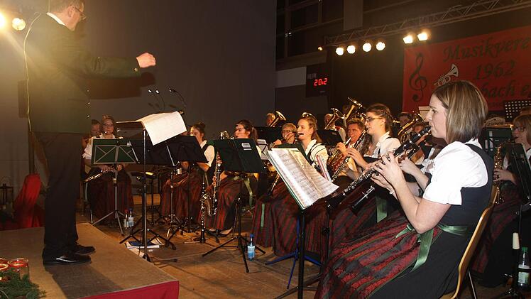 Dreikönigskonzert in Oerlenbach  Foto: Stefan Geiger