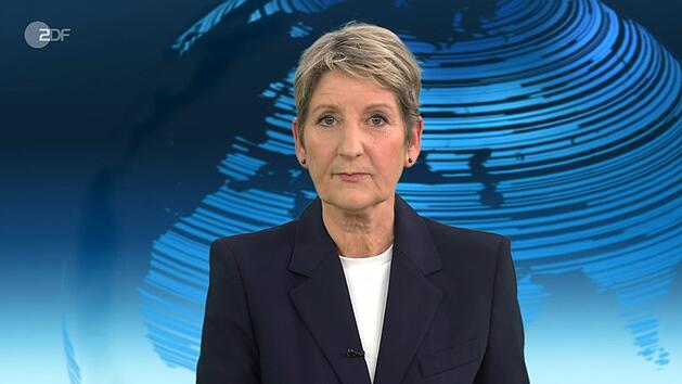 ZDF-Nachrichtenchefin Anna Gellinek hat im "heute journal" um Entschuldigung gebeten. Grund war fehlerhaftes Bildmaterial in einem Betrag am Sonntagabend.