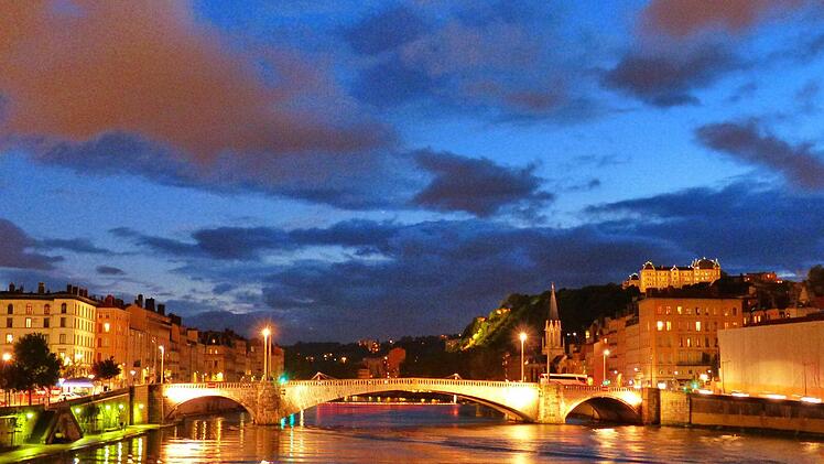 Lyon bei Nacht!  Fotos: Manfred Wagner