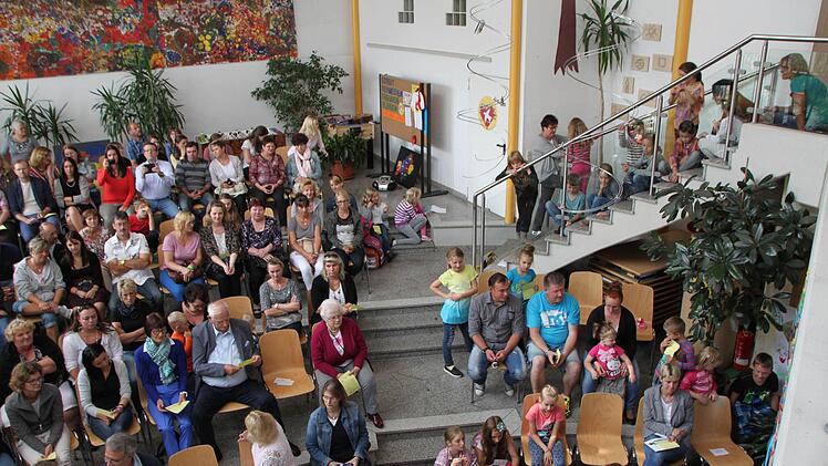 Verabschiedung der Viertklässler an der Grundschule Bad Brückenau am 30. Juli 2015. Foto: Ulrike Müller