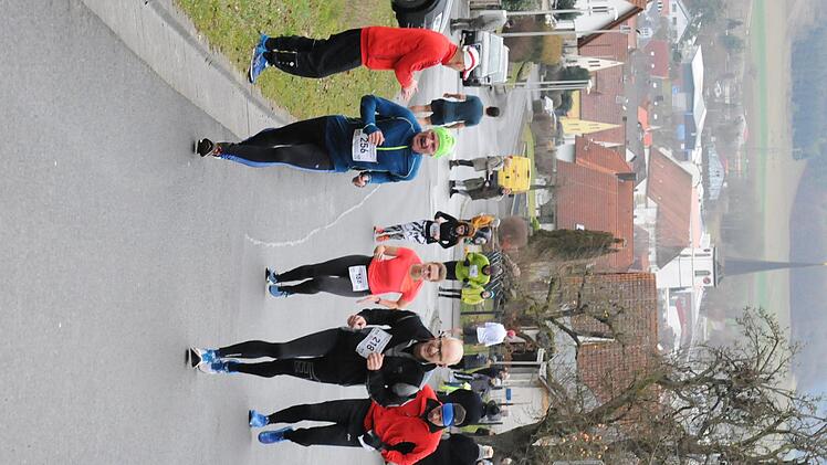 Szenen vom Fuschter Silvesterlauf.ssp