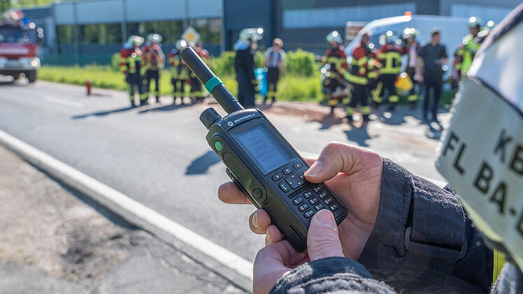 Auch fränkische Behörden betroffen: Digitalfunk mit bundesweiten Störungen - "Supergau"
