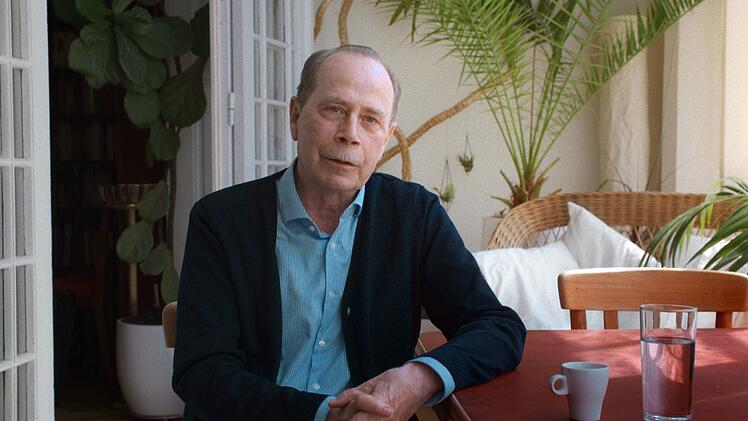 Geschäftsmann Karl zu Fürstenberg berichtet von der Gastfreundschaft der Einheimischen von Mykonos, die er und andere Auswärtige erfahren durften.
