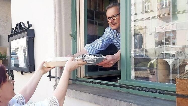 Viele Wirtshäuser wie die Kulmbacher "Zunftstube" (Bild) werden öffnen und den Außer-Haus-Verkauf parallel weiterlaufen lassen. Es gibt aber auch Gaststätten, die allein auf den To-go-Service setzen. Foto: Archiv/Alexander Hartmann
