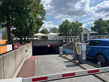 F&uuml;r die Parkplatzsuche in der Innenstadt verweisen die Stadtwerke Bamberg auch auf Alternativen wie Park-and-Ride, um Verkehrschaos und lange Parkplatzsuche zu vermeiden.