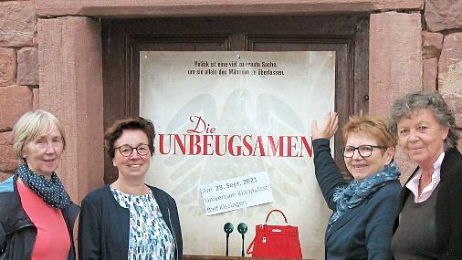Auf Initiative des Bad Kissinger Frauenrings wurde der Dokumentarfilm "Die Unbeugsamen" im Universum Kinopalast gezeigt. Die Vorstandsmitglieder Gesine Just (von links), Hanne Stärker, Barbara Thiele und Karin Reinshagen freuten sich über die unerwartet große Zahl der BesucherInnen.