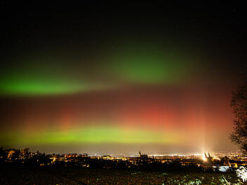 Wenn der Himmel gl&uuml;ht - Polarlicht-Spektakel am Himmel &uuml;ber Bamberg