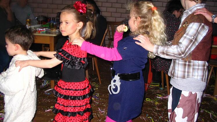 Kinderfasching in Ludwigschorgast.
