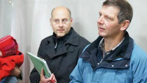 Thomas Wächtler vom Landratsamt (l.) und Wilfried Funke Foto: Heike Reinersmann