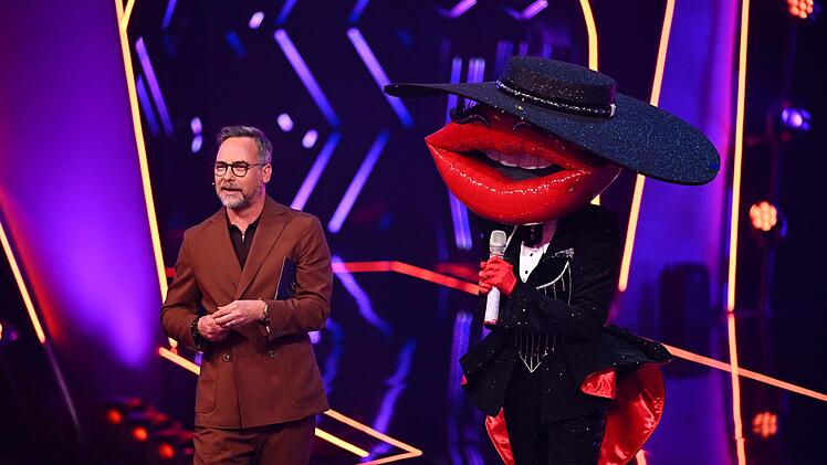 Kiss musste sich in der zweiten Show von "The Masked Singer" verabschieden. Es verbarg sich ein echter Hollywood-Star.