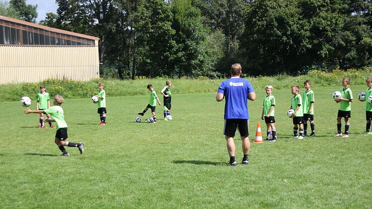Weitere Eindrücke von der Ferien-Fußballschule in Kronach