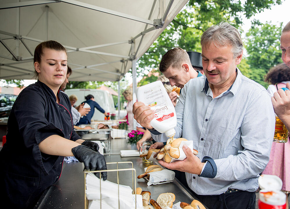 Heimf&uuml;hrung der Braut des F&uuml;rsten Castell-R&uuml;denhausen