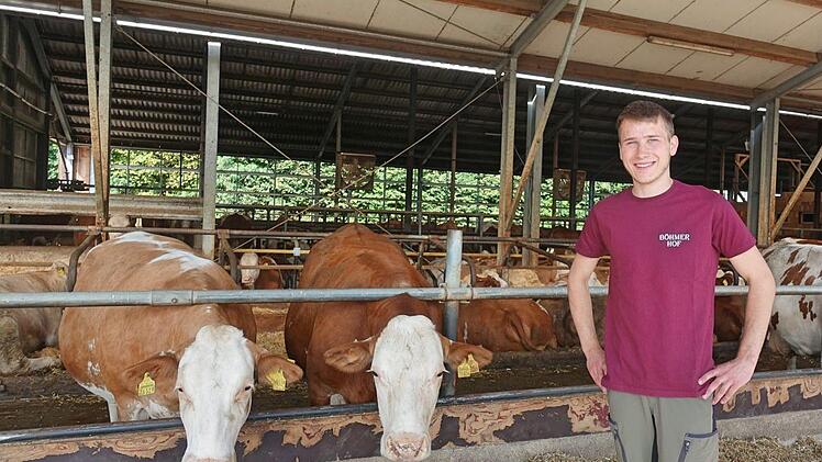 Felix Böhmer kümmert sich am Böhmer Hof in Großziegenfeld um die Direktvermarktung und nutzt dafür die soziale Medien.
