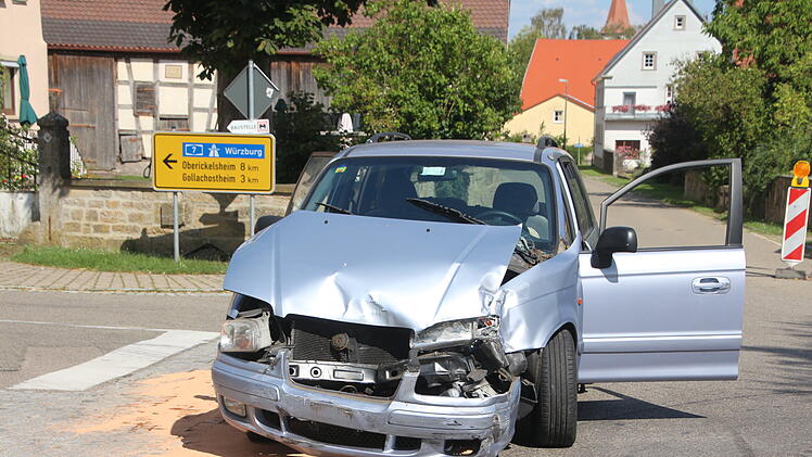 Unfall in Adelhofen: Kinder unter den Verletzten