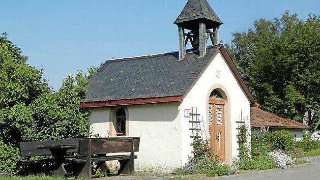 Die Kapelle in Vorderreuth ist die zweite auf dem F&uuml;nf-Kapellen-Weg. Foto: Siegfried Sesselmann