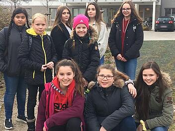 Die Sch&uuml;lerinnen der "We care AG" Foto: privat