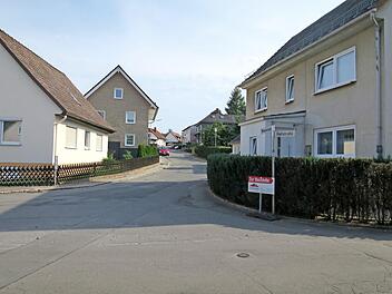 Die Sanierung der Hallstraße und Wiesenstraße in Weidhausen steht für 2021 an.  Foto: Lothar Weidner