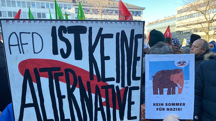 Zehntausende protestieren in Franken gegen Rechts - "Demokratie in Gefahr"